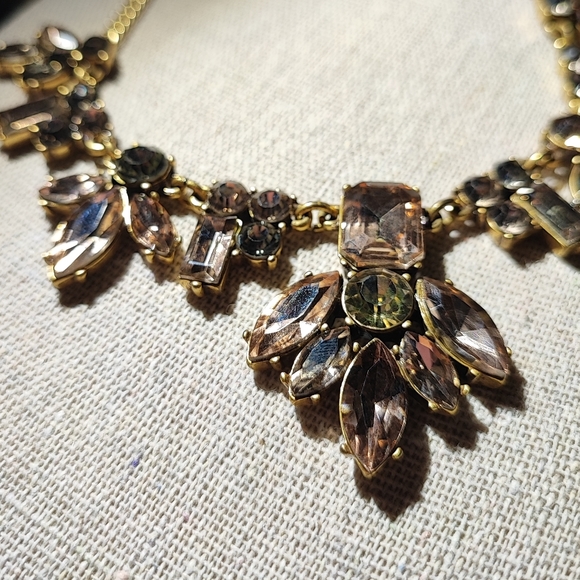 J Crew Emerald Cut Peach and Smoke Rhinestone Statement Necklace Citrine Navette - Picture 15 of 16